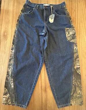Vtg 90s Dakota Blue Baggy Jeans Camo Patches High Waisted Women's size 9/29 NWT